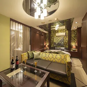 2* Love hôtel Jardin De Fleurs